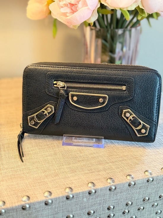 Balenciaga Handbags - EUC Balenciaga Black Leather Zip Wallet with Gold Hardware